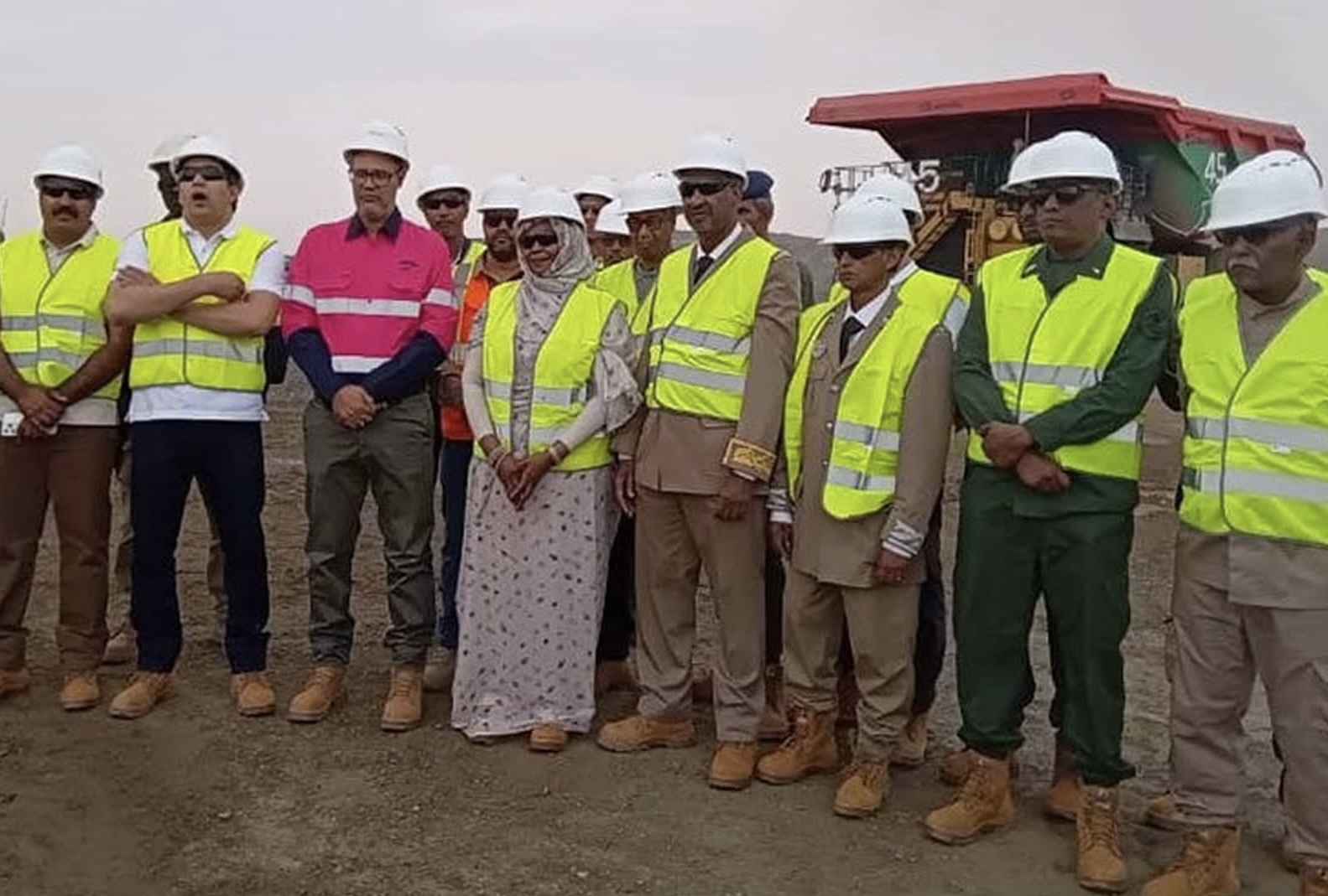وزيرة الوظيفة العمومية تزور تازيازات للوقوف ميدانيا على ظروف العمل