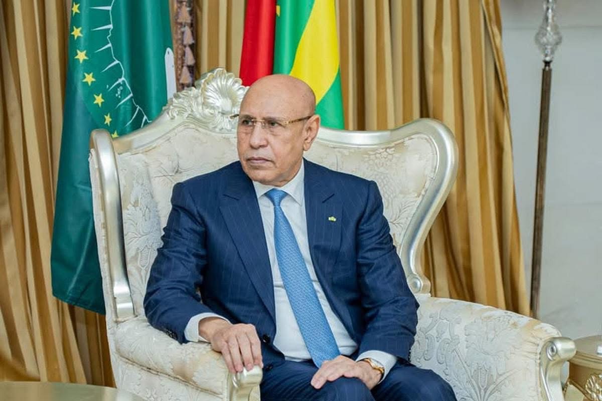 اجتماع في القصر الرئاسي للتشاور حول بعض القضايا الوطنيّة الراهنة