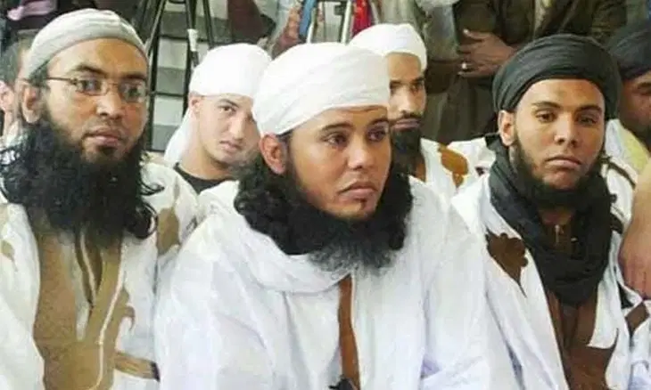14 من السجناء السلفيين يؤكدون مراجعاتهم الفكرية ويعلنون التزامهم بأمن واستقرار موريتانيا