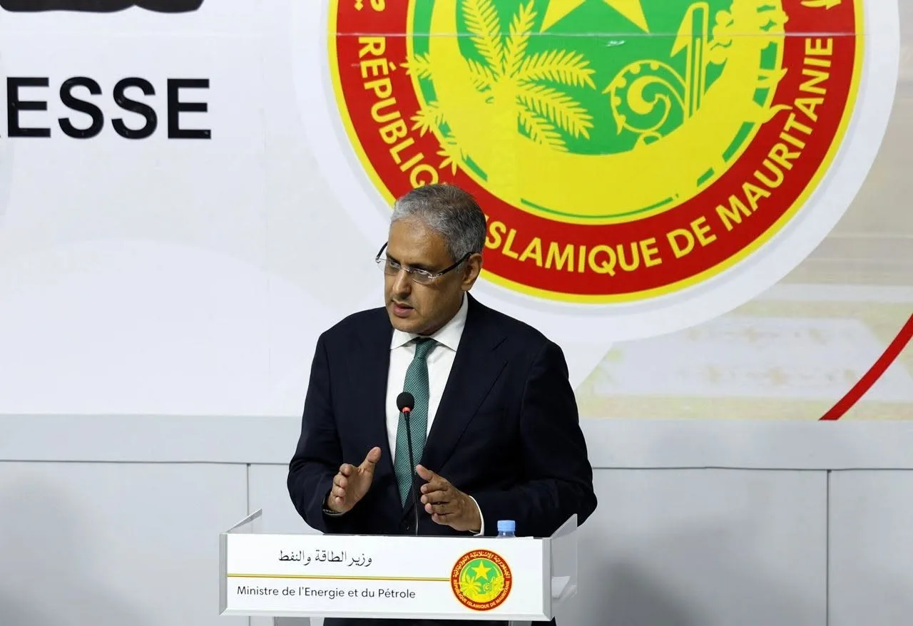 وزير الطاقة: الدولة لن تستلم مستودعات الوقود إلا بعد استيفاء جميع المعايير الفنية