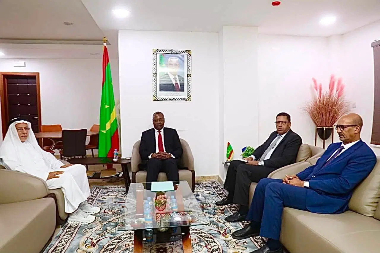 وزير الزراعة وكالة يبحث مع مسؤول إماراتي التحضيرات لمهرجان التمور في أطار