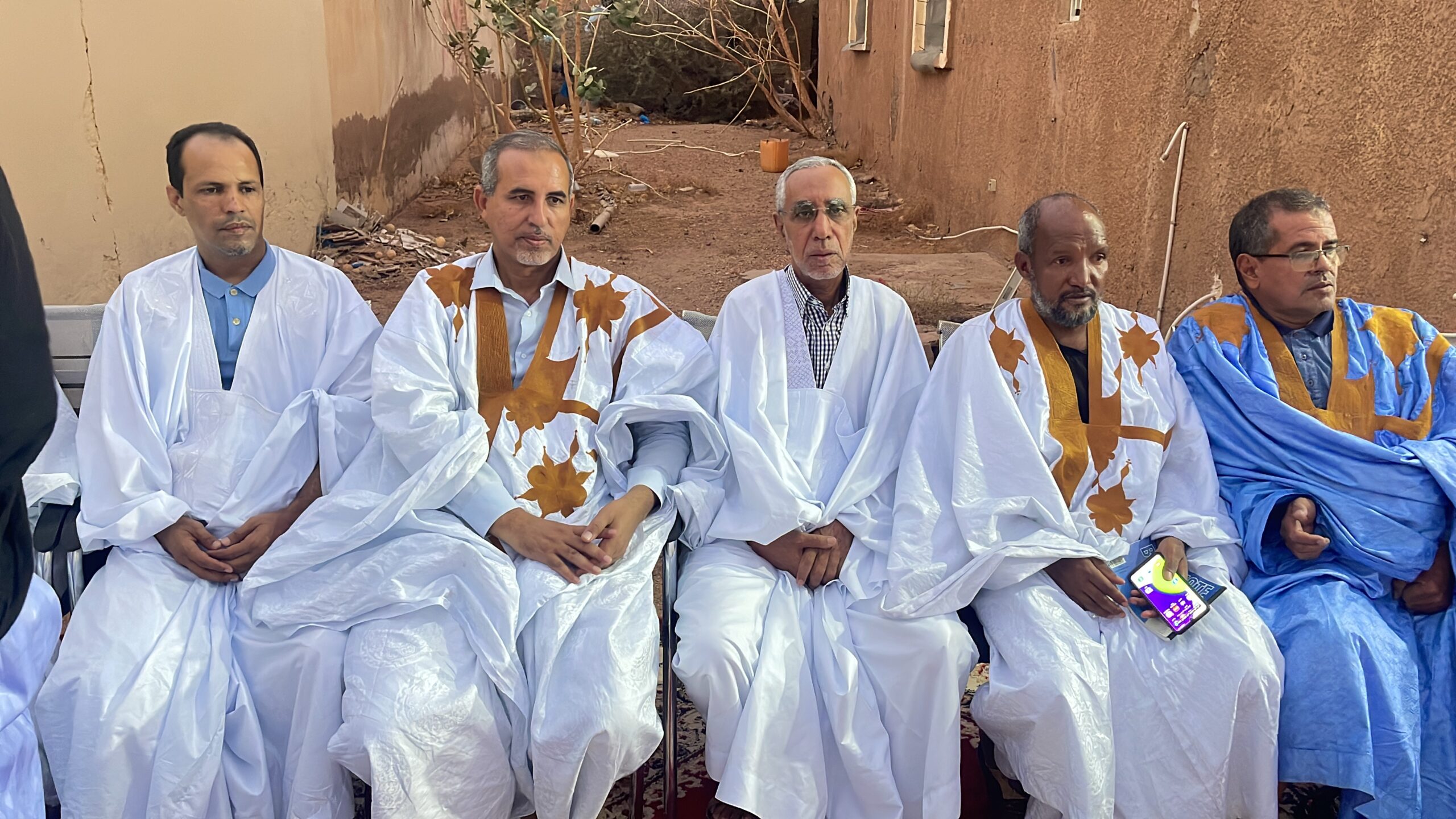 رجل الأعمال عبد الرحمن ولد العتيق والإطار عبد الله ولد عبد الفتاح يثمنان إرسال بعثة حزب الإنصاف إلى ولاية إنشيري