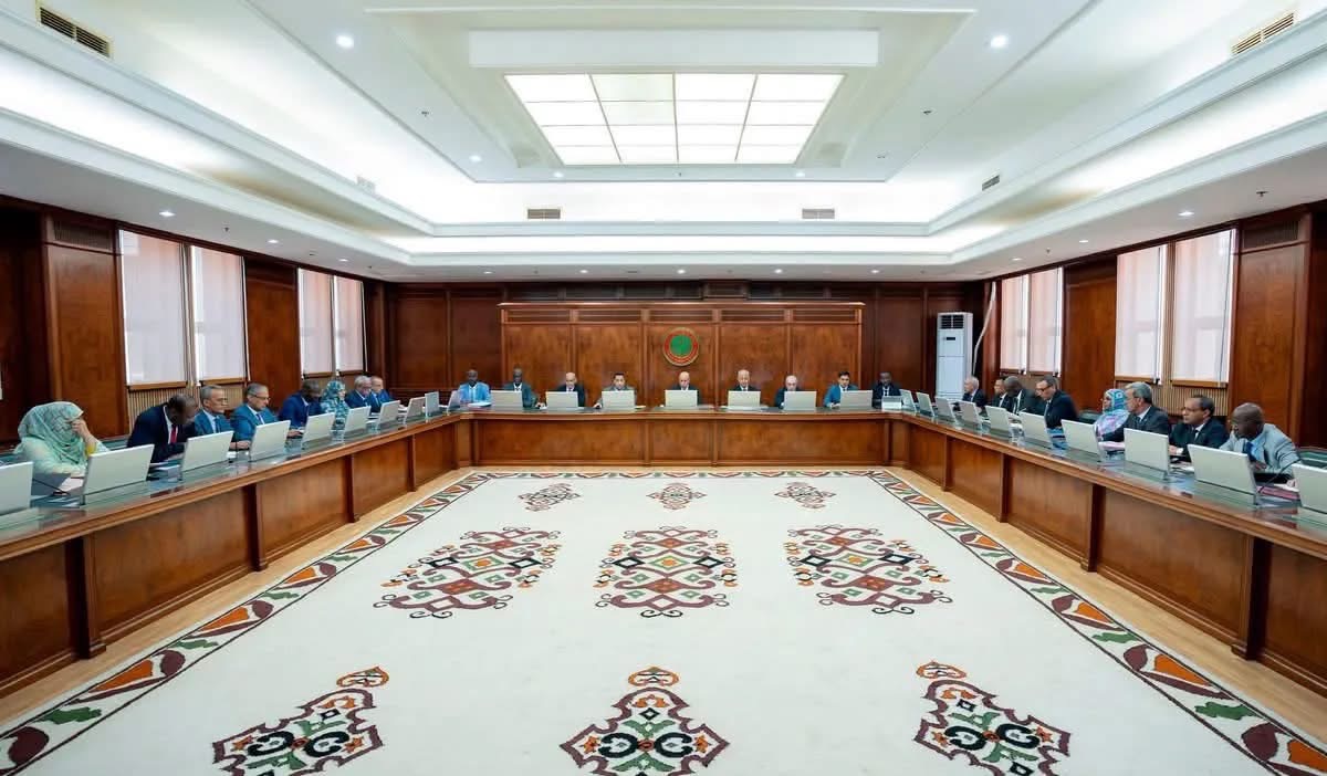 الرئاسة تعلن انعقاد مجلس الوزراء غدًا الاثنين قبل بدء العطلة السنوية للحكومة
