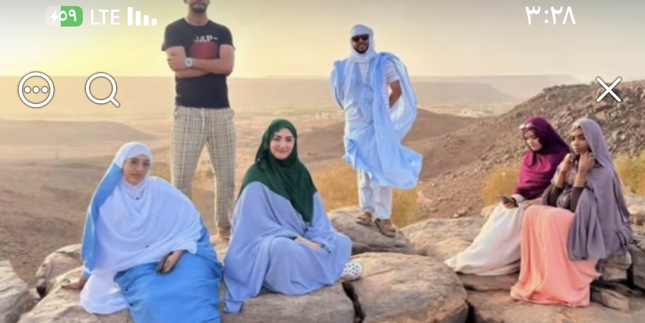 وزارة السياحة بين الإنفاق على مشاهير مواقع التواصل وتجاهل الإعلام المستقل.. انتقادات واسعة لسياسة الترويج السياحي