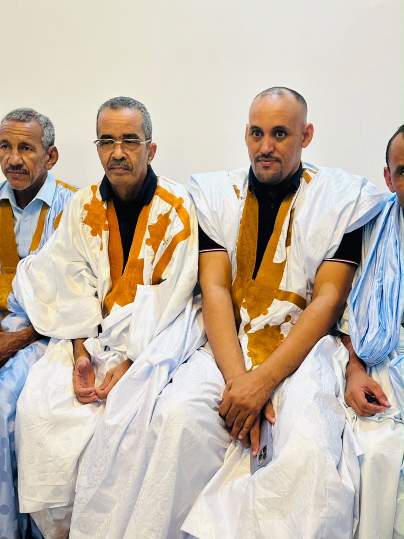 بالصور | الأمين التنفيذي للجنة الوطنية لشباب حزب الإنصاف ينظم حفل عشاء سياسي على شرف أطر ووجهاء إنشيري تحضيراً لزيارة الرئيس