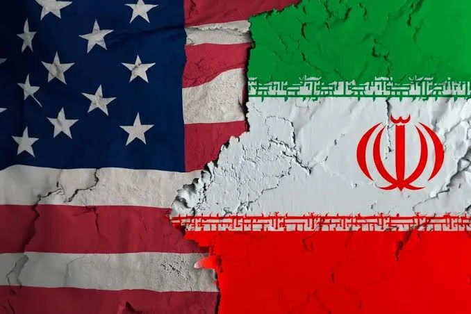 مضيق هرمز في قلب المواجهة.. واشنطن تضغط وطهران تلوّح بسلاح الممرات