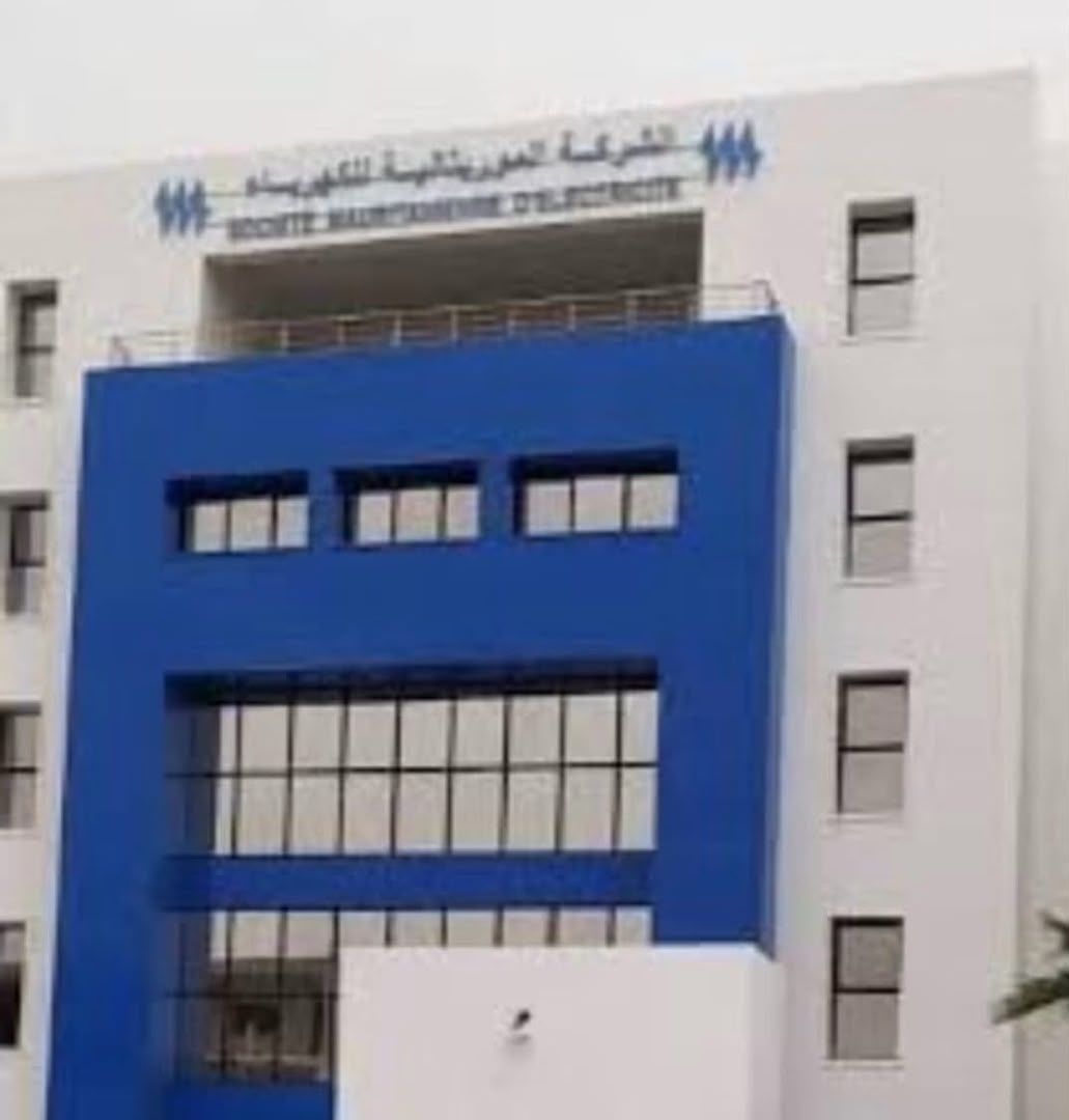 صوملك تطلق حملة ميدانية بنواكشوط لإزالة التوصيلات الكهربائية العشوائية وتأمين الشبكة