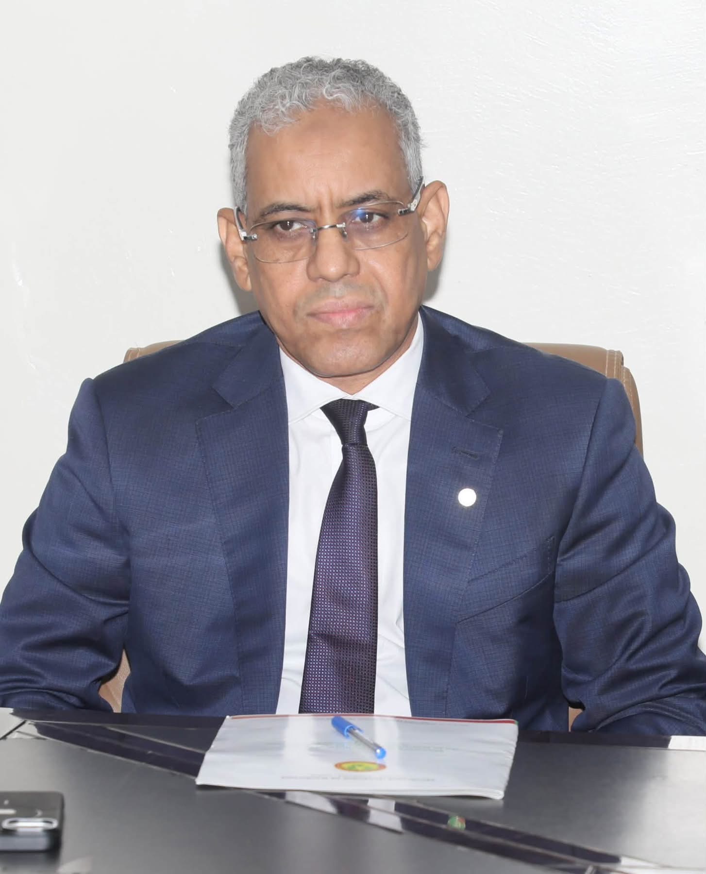 محمد ولد ببانه يتسلم مهامه وزيرًا للثقافة والناطق الرسمي باسم الحكومة