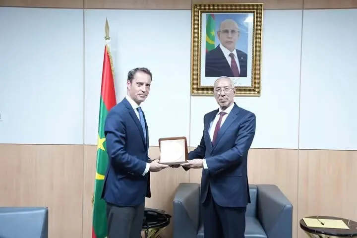 موريتانيا والناتو يبحثان تعزيز التعاون في مجال القدرات الدفاعية